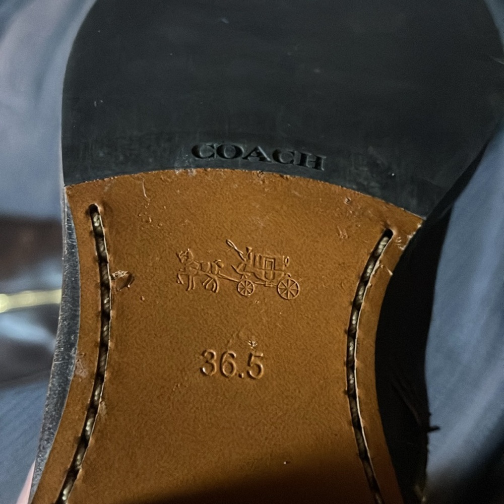 Coach Brown Leather Tall Boots. 💋FINAL SALE PRICE💋 - Picture 4 of 7